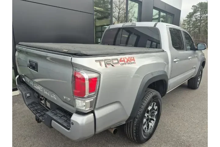 $32485 : Toyota Tacoma 2021 4x4 TRD S image 6