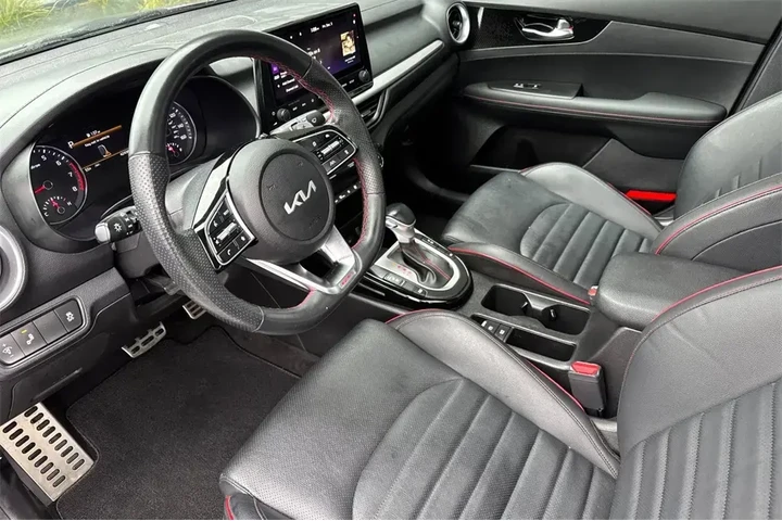 $21994 : Kia Forte 2023 GT 4dr Sedan image 10