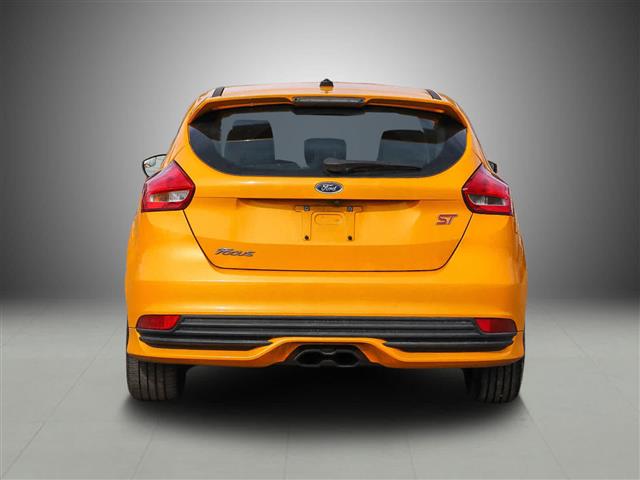 $12990 : Pre-Owned 2015 Ford Focus ST image 5