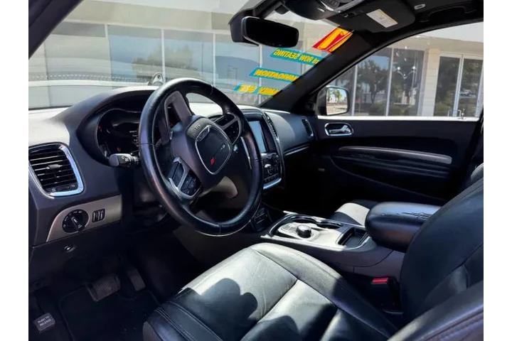 2017 Durango GT image 8