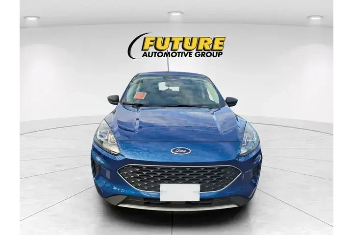 $18997 : Ford Escape 2022 SE 4dr SUV image 2