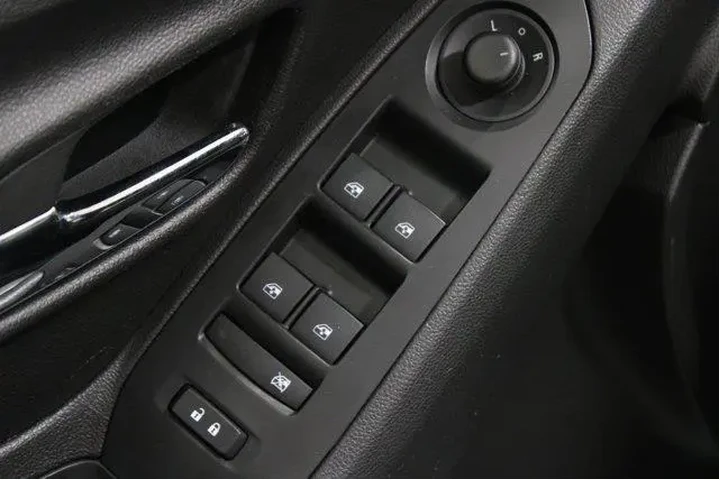 $14989 : Chevrolet Trax 2022 LT 4dr C image 4