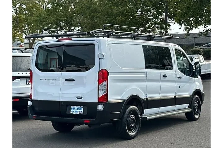 Ford Transit 2019 250 3dr SW image 6