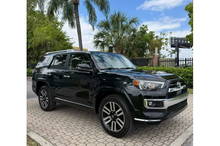 $39999 : 2024 Toyota 4Runner image 2