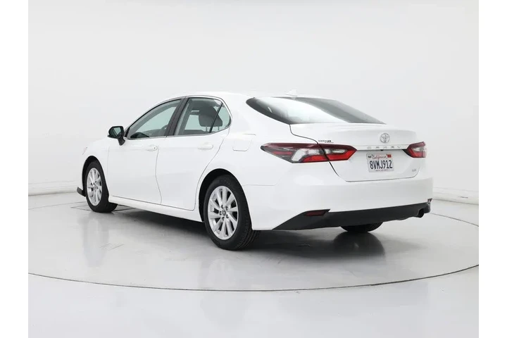 $23998 : Toyota Camry 2021 LE 4dr Sed image 2