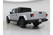 $35998 : Jeep Gladiator 2023 4x4 Over thumbnail