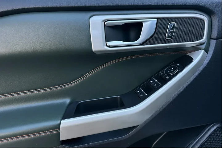 $30800 : Ford Explorer 2022 AWD Timbe image 10