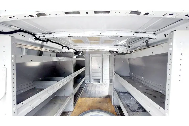 $14990 : 2019 Transit 250 image 9