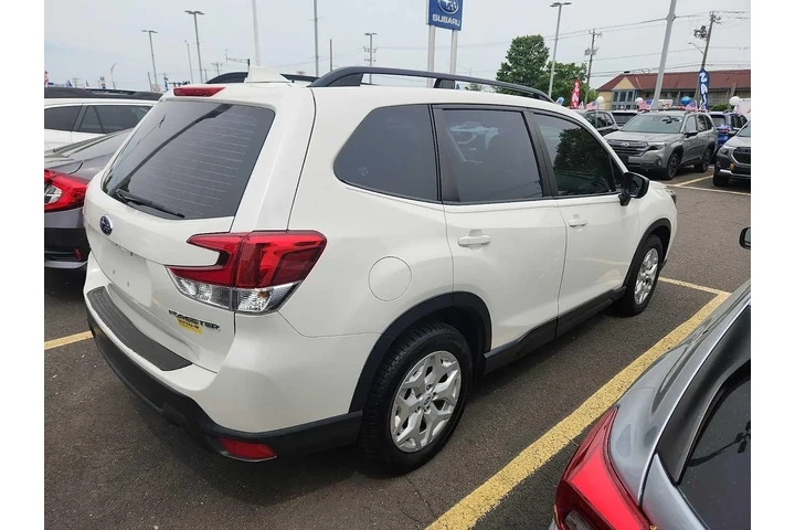 $19995 : Subaru Forester 2020 AWD Bas image 9