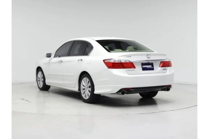 $17998 : Honda Accord 2015 Touring 4d image 2
