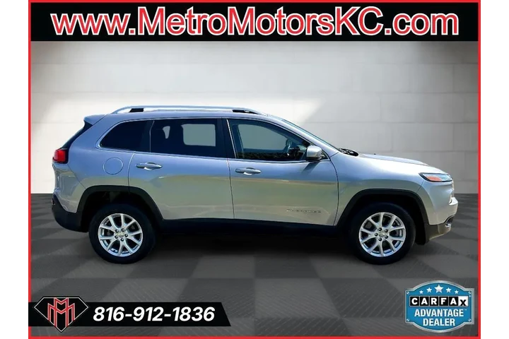$12989 : 2018 Cherokee Latitude FWD image 6