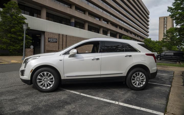 $22500 : 2018 CADILLAC XT5 image 6