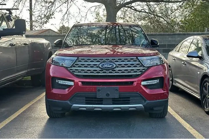 $22995 : Ford Explorer 2020 AWD Limit image 2