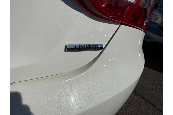 $7995 : 2012 Sonata Limited image 9