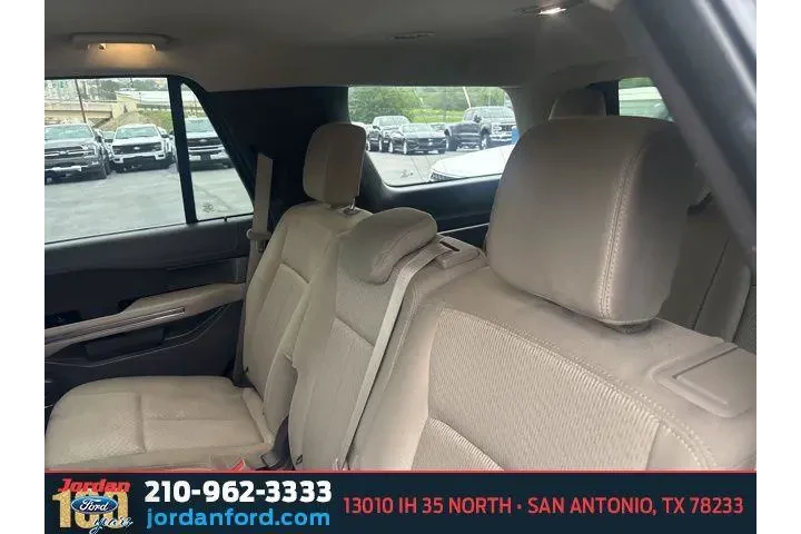 $27895 : Ford Expedition 2021 4x2 XLT image 10