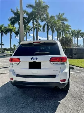 $9900 : 2017 Jeep Grand Cherokee Lared image 8