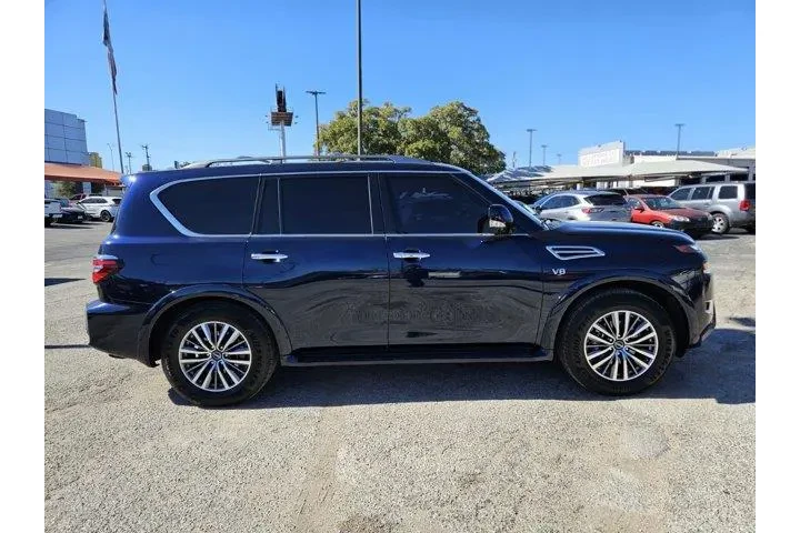 $34500 : Nissan Armada 2022 4x2 SL 4d image 2