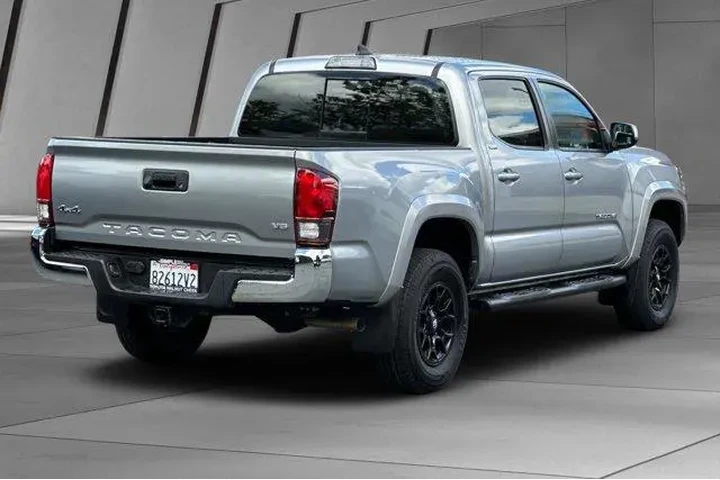 $32900 : Toyota Tacoma 2019 4x4 TRD P image 4