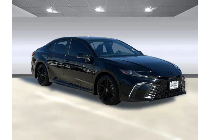 $32499 : Toyota Camry 2026 SE 4dr Sed image 7