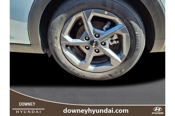 $21863 : Kia K4 2025 LXS 4dr Sedan image 5