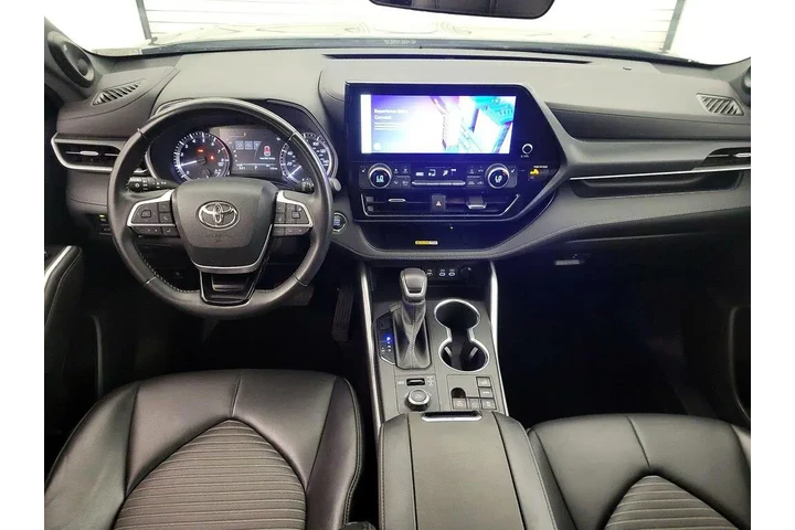$35998 : Toyota Highlander 2023 AWD X image 9