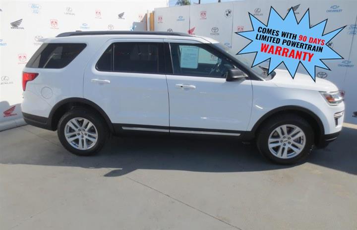 $23399 : Used 2018 Explorer XLT 4WD fo image 2