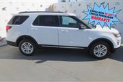 $23399 : Used 2018 Explorer XLT 4WD fo thumbnail