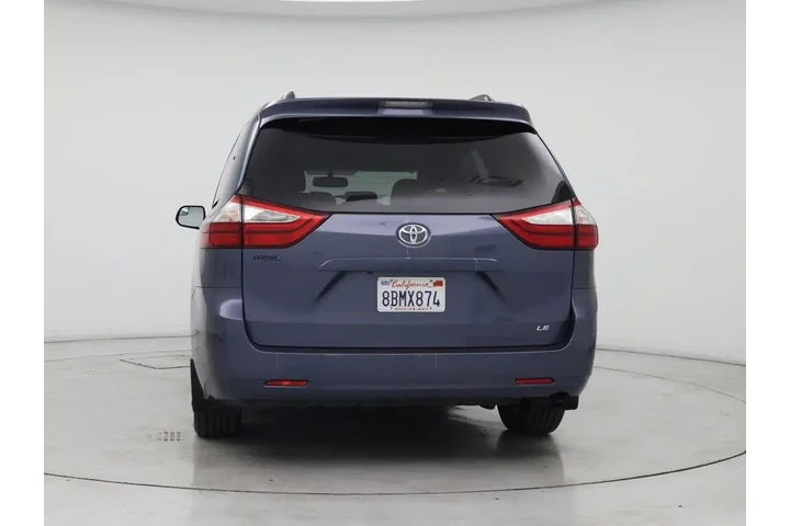 $26998 : Toyota Sienna 2017 LE 7-Pass image 6