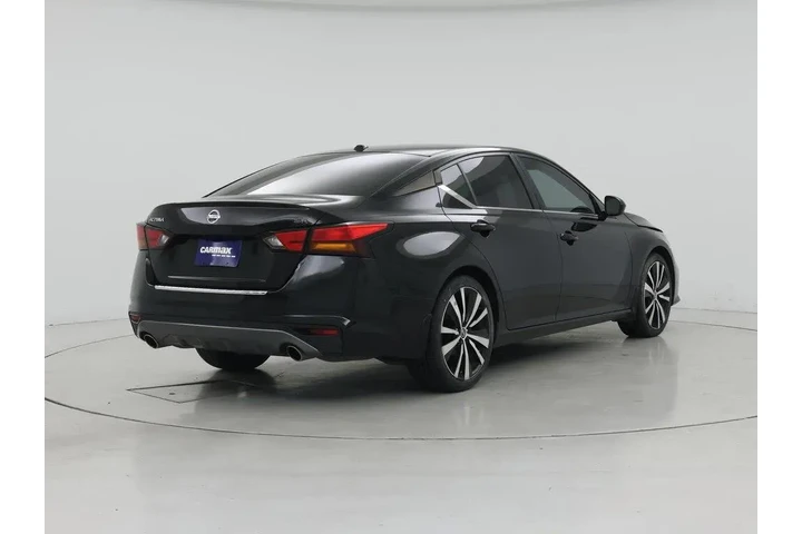 $20998 : Nissan Altima 2022 2.5 SR 4d image 8