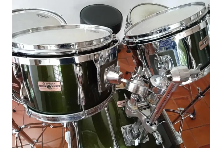 SE VENDE  BATERIA YAMAHA PRO image 1