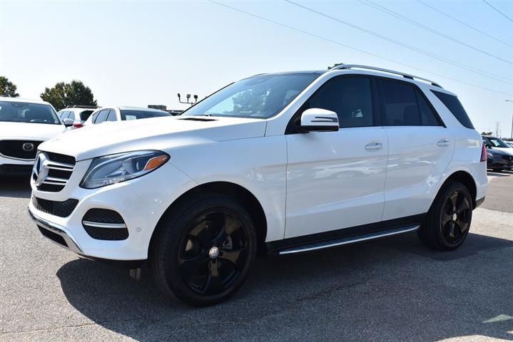 2016 Mercedes-Benz GLE 350 image 1