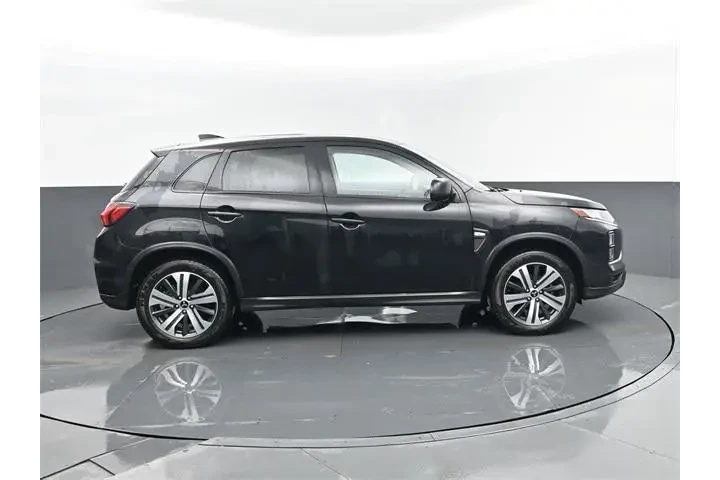 $18967 : Mitsubishi Outlander Sport 2 image 4