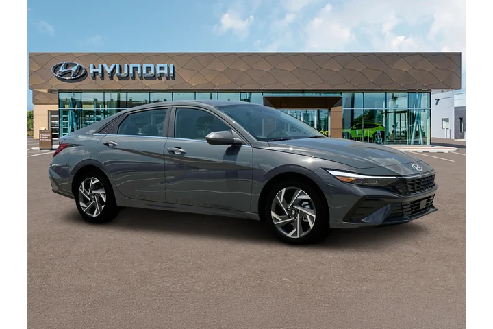 $19785 : Hyundai ELANTRA 2024 SEL 4dr image 10