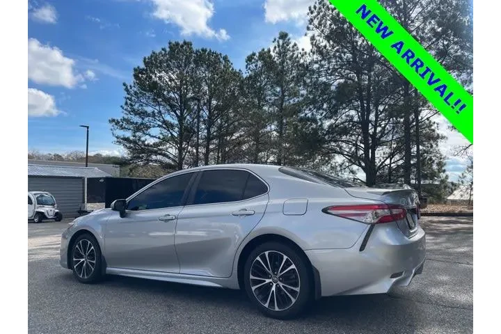 $17848 : Toyota Camry 2018 L 4dr Seda image 5