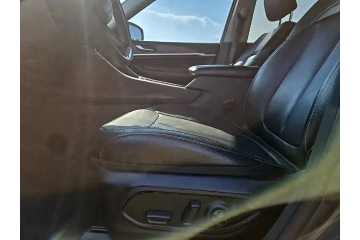 $28861 : Jeep Grand Cherokee 2022 4x4 image 5