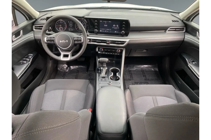 $26427 : Kia K5 2023 LXS 4dr Sedan image 10