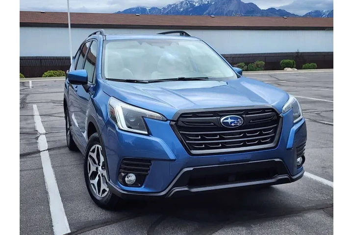 $21900 : 2022 Forester Premium image 3