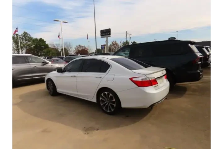 $15911 : Honda Accord 2015 Sport 4dr image 8