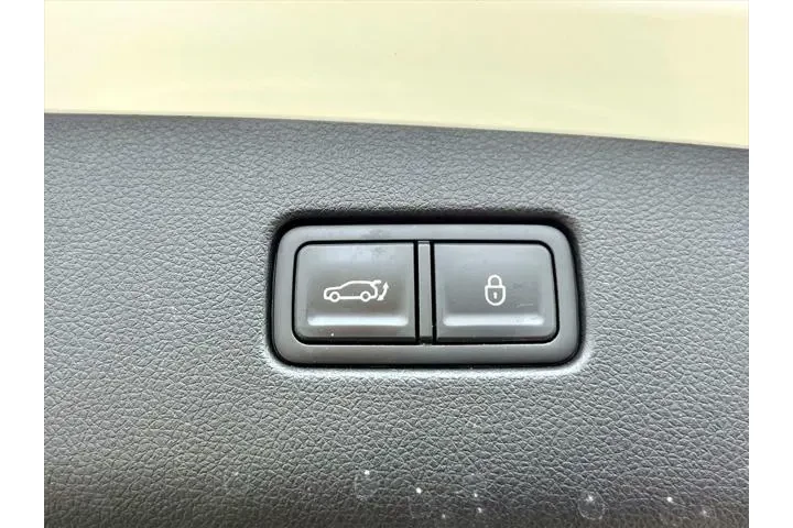 $39909 : Genesis GV70 2024 AWD 2.5T S image 7