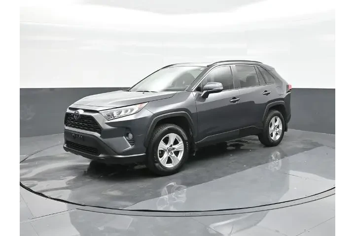 $18849 : Toyota RAV4 2021 XLE 4dr SUV image 1
