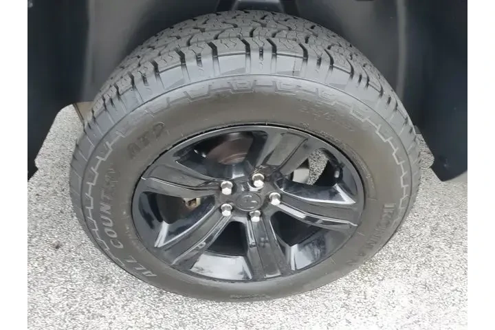 $25900 : Ram 1500 Classic 2024 4x2 SL image 9