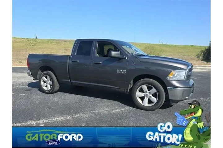 $25621 : Ram 1500 Classic 2024 4x4 SL image 2