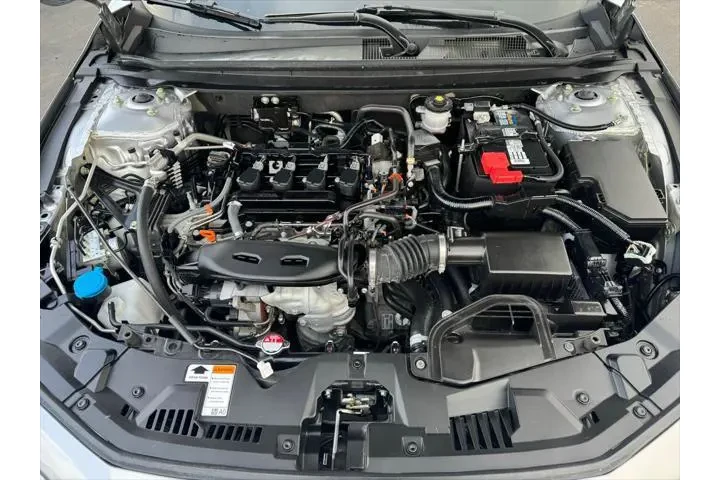 $25990 : Honda Accord 2024 LX 4dr Sed image 10