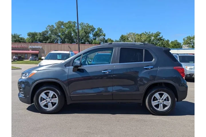 $15998 : 2020 Trax LT image 10