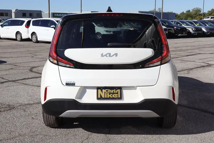 $17188 : 2024 Soul LX image 5