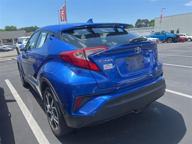 $14991 : PRE-OWNED 2018 TOYOTA C-HR XL image 7