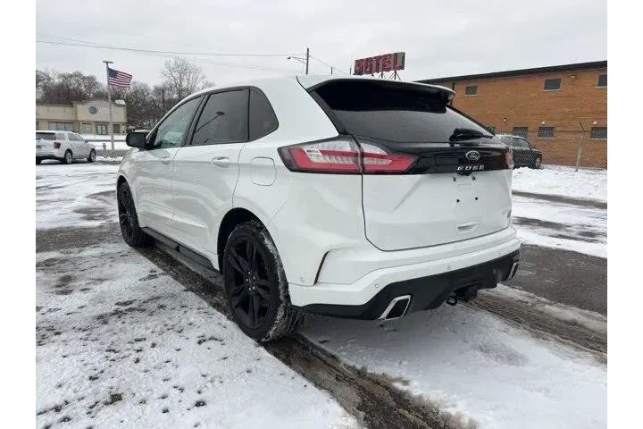 $37345 : Ford Edge 2024 AWD ST 4dr SU image 6