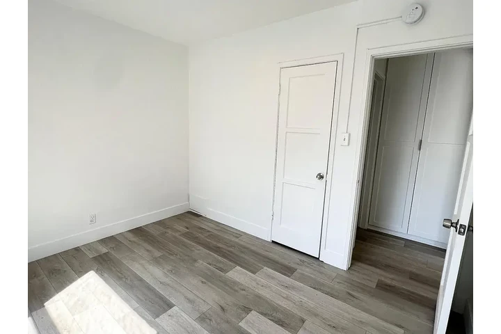 $1000 : Apartamento 1BR en Koreatown image 5