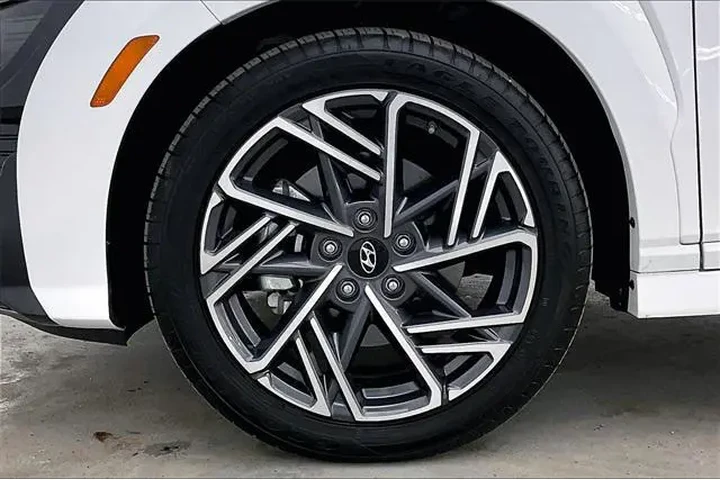 $24490 : Hyundai KONA 2023 AWD N Line image 10