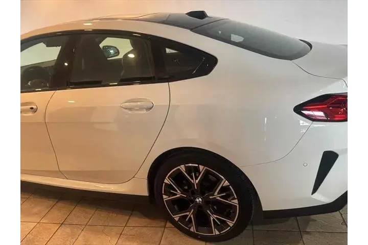 $25995 : BMW 2 Series 2025 AWD 228 xD image 7